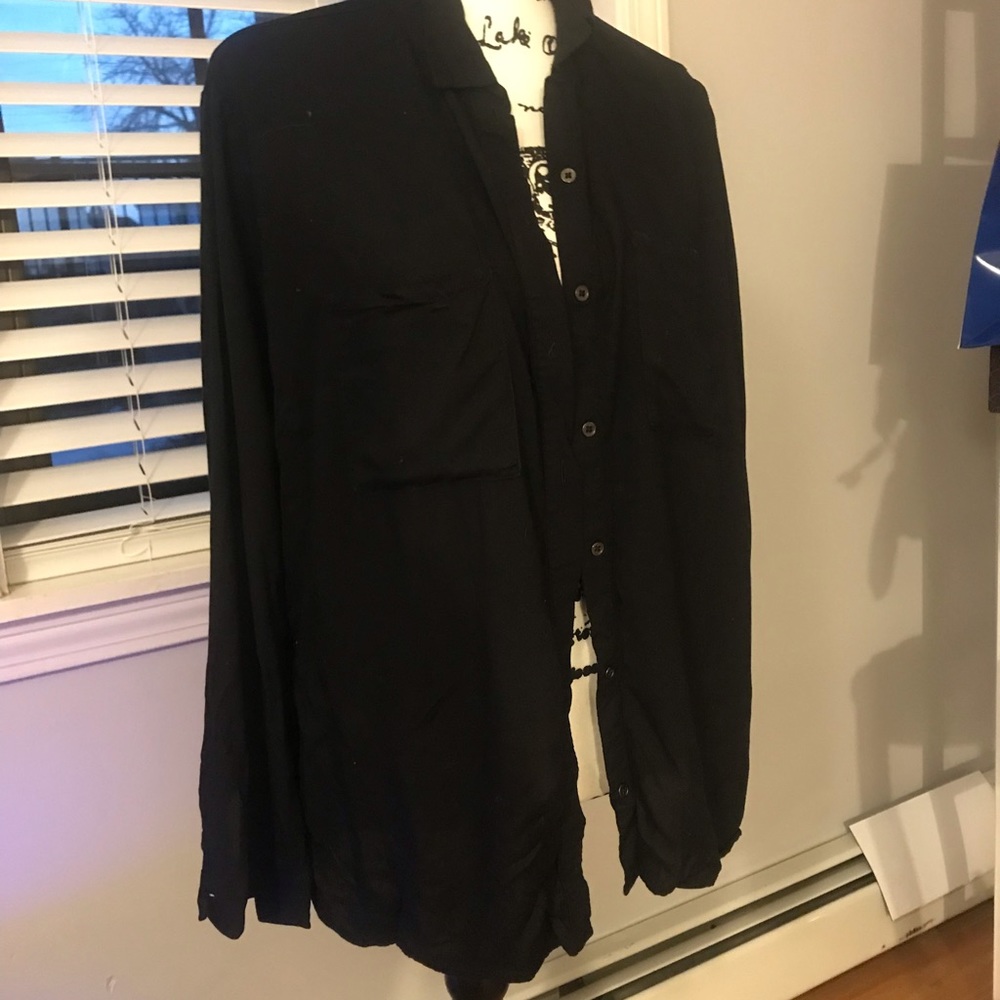Blouse - Picture 2 of 3